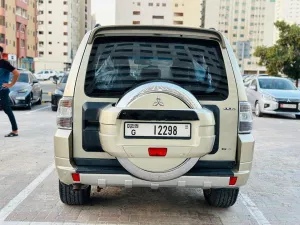 2012 Mitsubishi Pajero