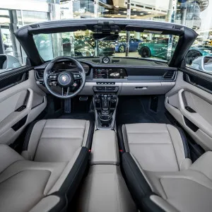 2025 Porsche 911 Carrera