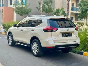 2022 نيسان اكس تريل