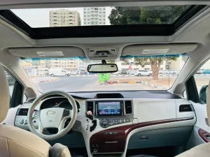 2012 Toyota Sienna