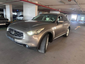 2010 Infiniti FX35 in dubai