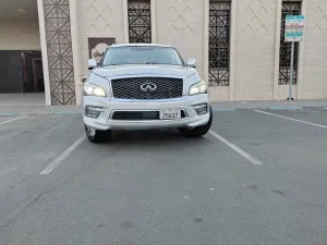 2016 Infiniti QX56 in dubai