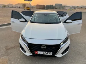 2023 نيسان آلتيما in dubai