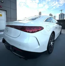 2022 مرسيدس-بنز EQS - اي كيو اس