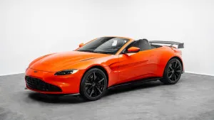 2022 Aston Martin Vantage in dubai