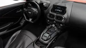 2022 Aston Martin Vantage