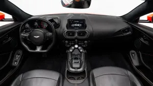 2022 Aston Martin Vantage