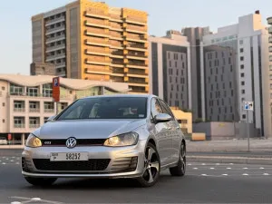 2015 Volkswagen Golf in dubai