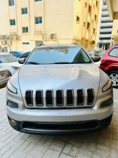 2016 جييب شيروكي in dubai