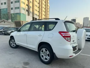 2012 تويوتا راف ٤