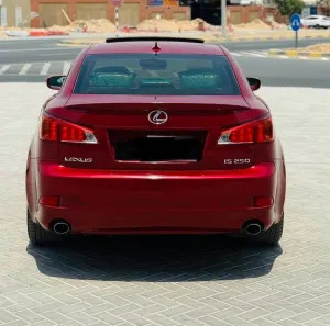 2010 لكزس اي اس