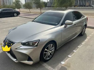 2019 Lexus IS