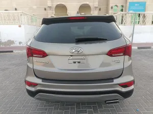 2018 هيونداي سانتا في