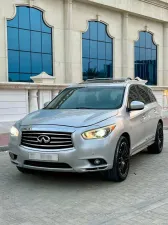 2013 Infiniti JX35 in dubai