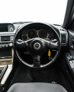 2000 Nissan SkyLine