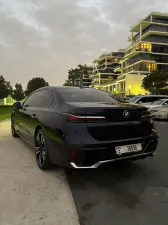 2023 بي أم دابليو الفئة - 7  