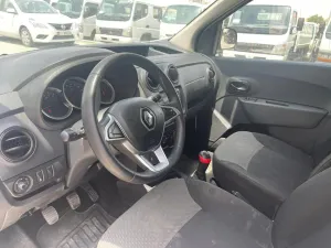 2018 رينو دوكر