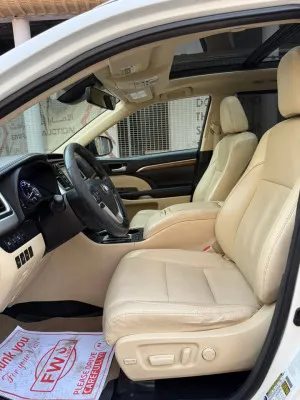 2017 Toyota Highlander