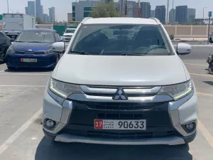 2016 Mitsubishi Outlander in dubai