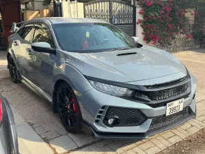 2019 Honda Civic Type R in dubai