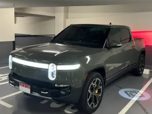 2022 Rivian Rt1 in dubai