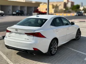 2019 Lexus IS