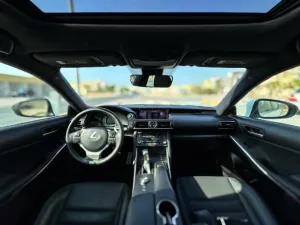 2019 Lexus IS