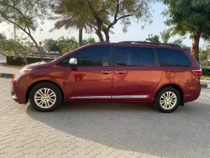 2016 Toyota Sienna