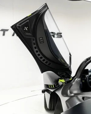 2024 Aston Martin Valkyrie