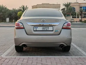 2015 نيسان آلتيما