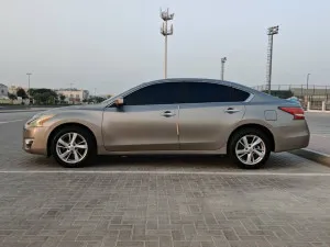 2015 نيسان آلتيما