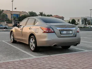 2015 نيسان آلتيما