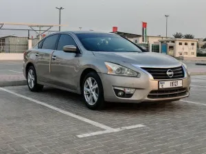 2015 نيسان آلتيما