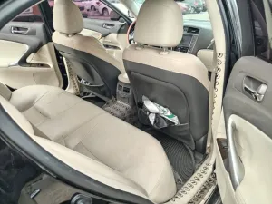 2012 لكزس اي اس