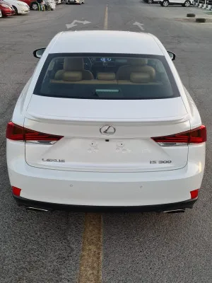 2018 Lexus IS 300