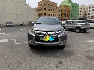 2016 Mitsubishi Montero in dubai