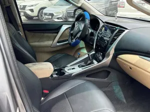 2016 Mitsubishi Montero