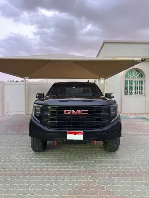 2023 جي أم سي سييرا in dubai