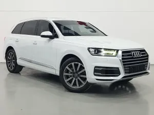 2017 Audi Q7 in dubai