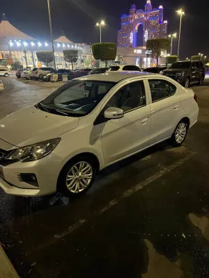 2021 ميتسوبيشي آتراج