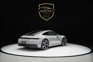 2025 بورش 911 كاريرا