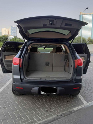 2011 Chevrolet Traverse in dubai