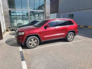 2013 Jeep Grand Cherokee in dubai
