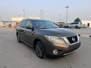 2015 نيسان باثفايندر 