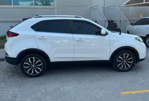 2017 MG GS