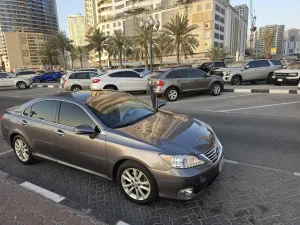 2012 Lexus ES in dubai