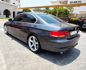 2008 بي أم دابليو الفئة - 3
