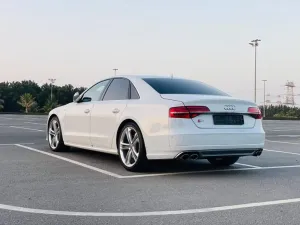 2015 Audi S8