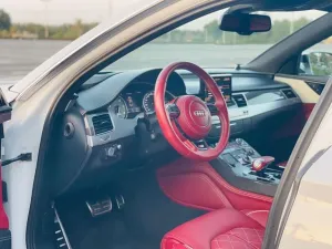 2015 Audi S8