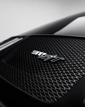 2024 بورش 911 كاريرا